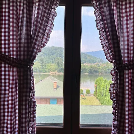 Vukova Brvnara * Drlace