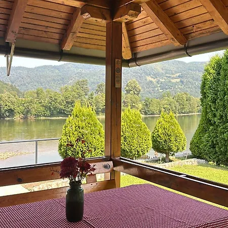 Casa vacanze Vukova Brvnara Drlace